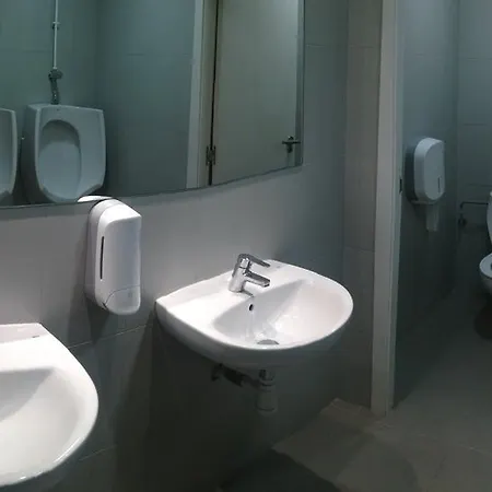 Ideal Sants