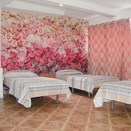 Ideal Sants بيت ضيافة برشلونة