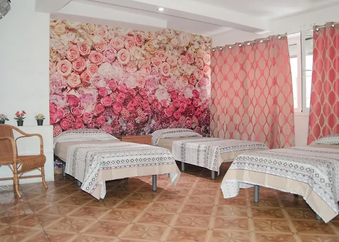 Ideal Sants بيت ضيافة برشلونة
