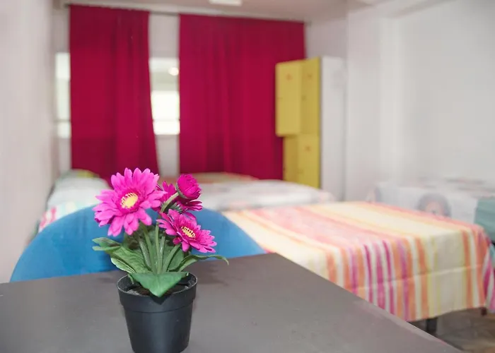 Ideal Sants Gasthof 2*